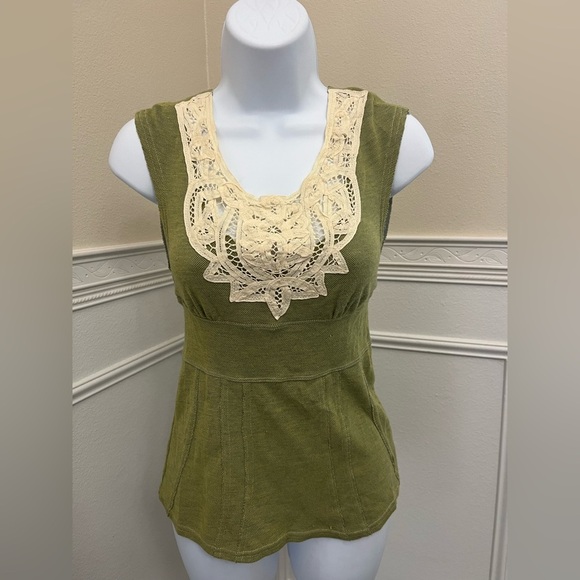 Free People Olive Green Knit Tank with Lace Neckline – Size Small - Picture 1 of 3